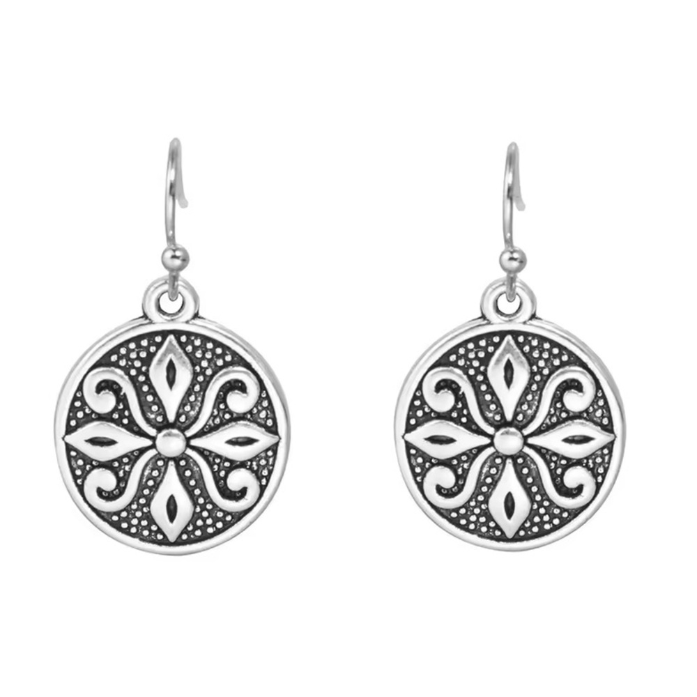 NEW The Cassidy dangle Earrings Celtic Silver color Round - Boutique